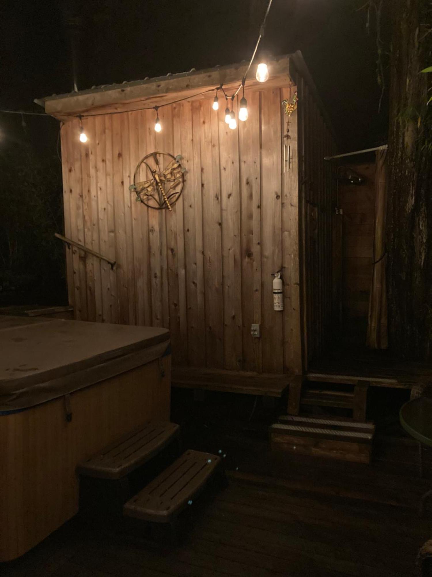 אוקלולט Forest Sweet Retreat Hot Tub & Wood Fired Sauna מראה חיצוני תמונה